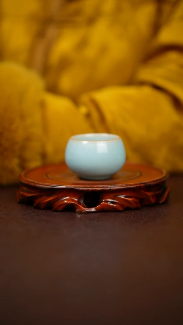 一级品天青色小杯子