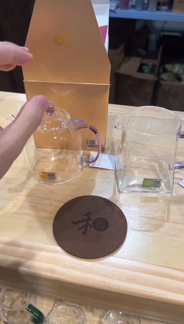 禾器-宴臣壶-浅紫色+瀚然浅紫+禾器杯垫