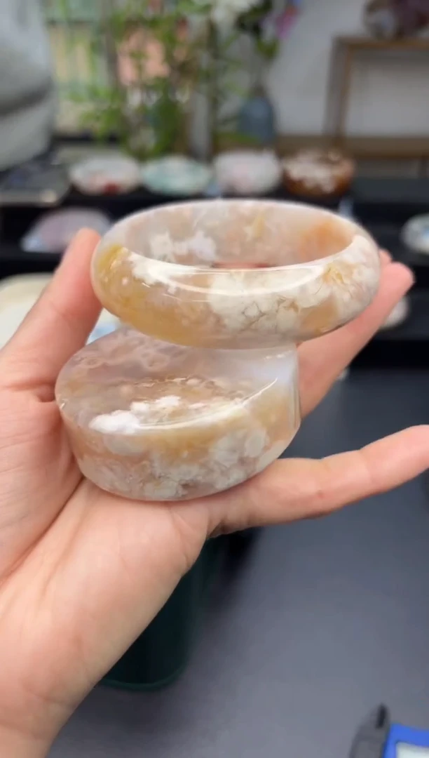 【闪购商品】石英质玉手镯未镶嵌A1191(59圈赠送镯心)