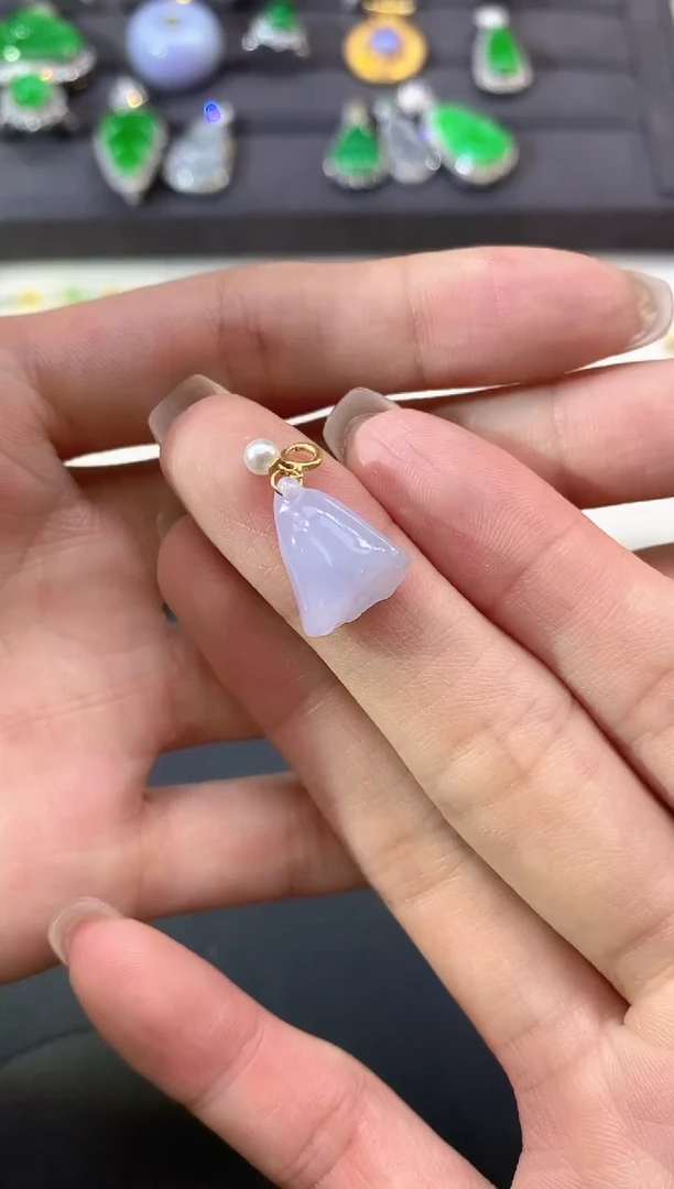 翡翠18K金镶嵌吊坠(不含链)莲蓬-580
