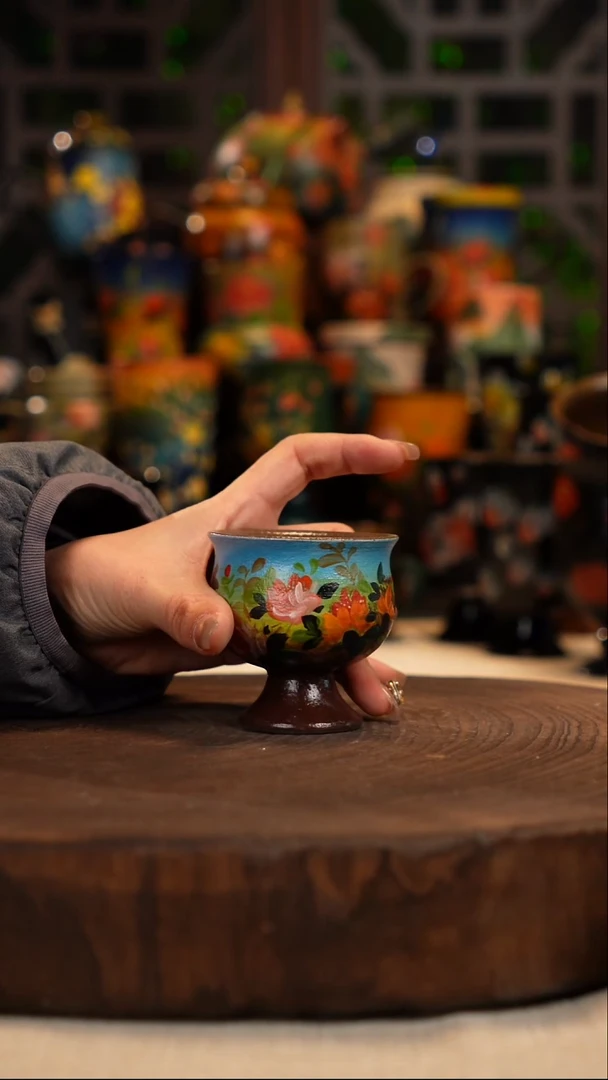 油画    釉下彩   杯子