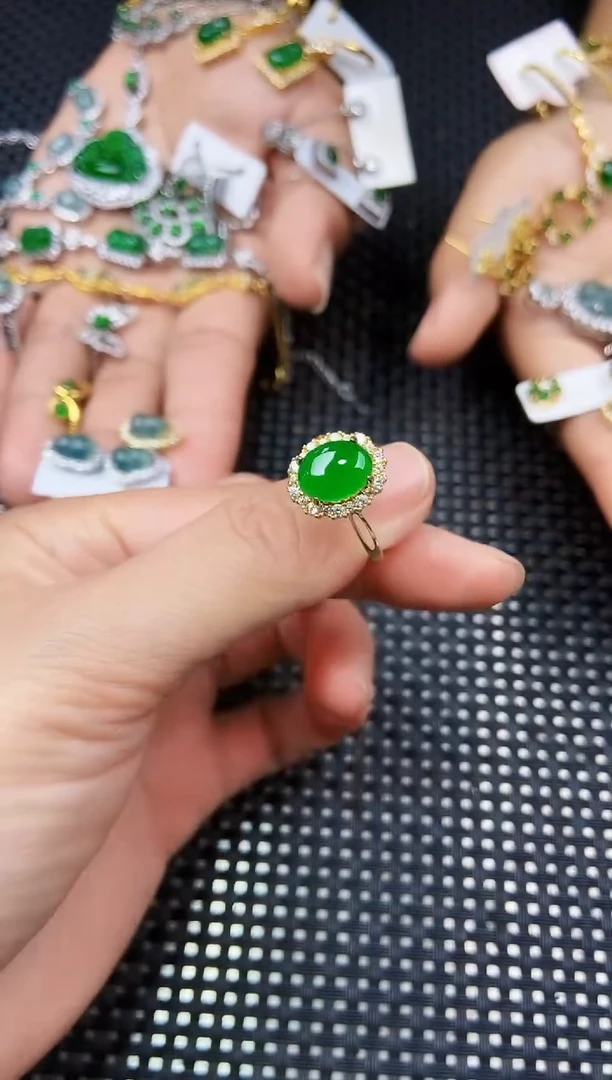 翡翠戒指未镶嵌1111111111