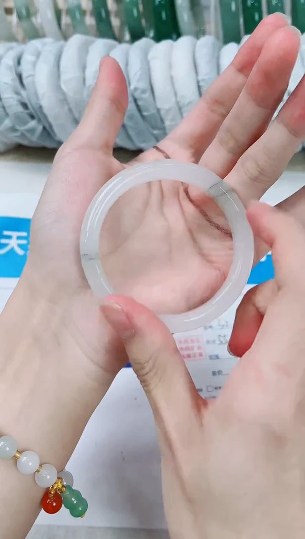 石英质玉手镯未镶嵌32-（56）