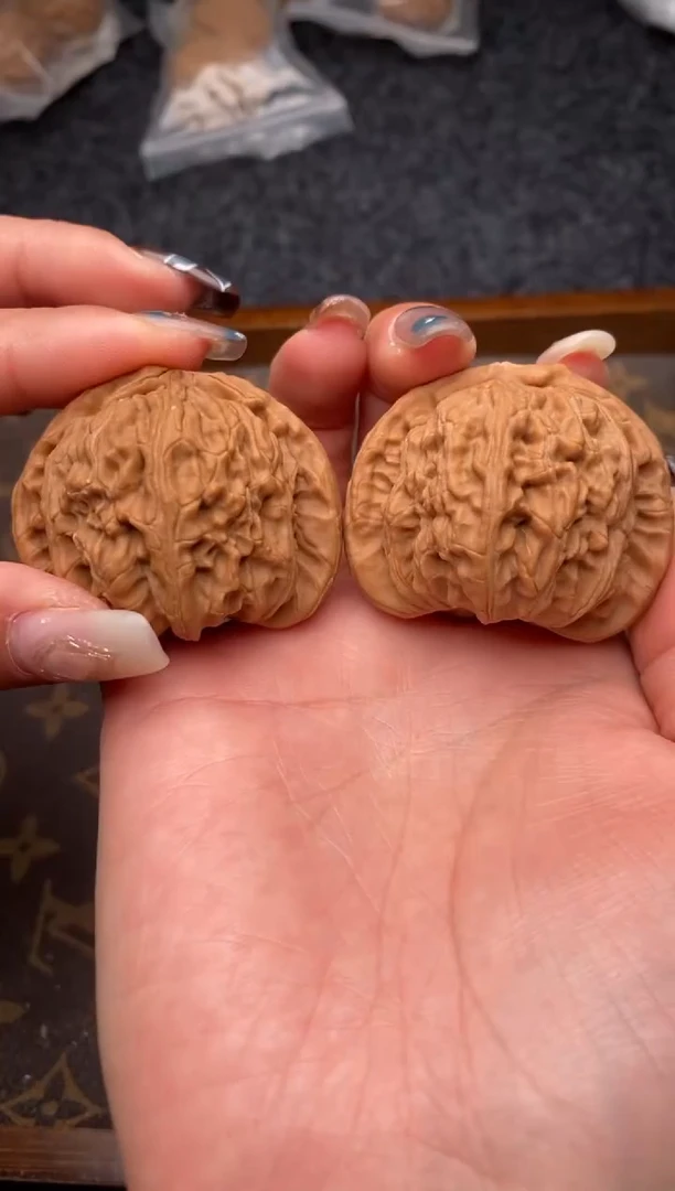 把件文玩核桃B227号46尺白狮子