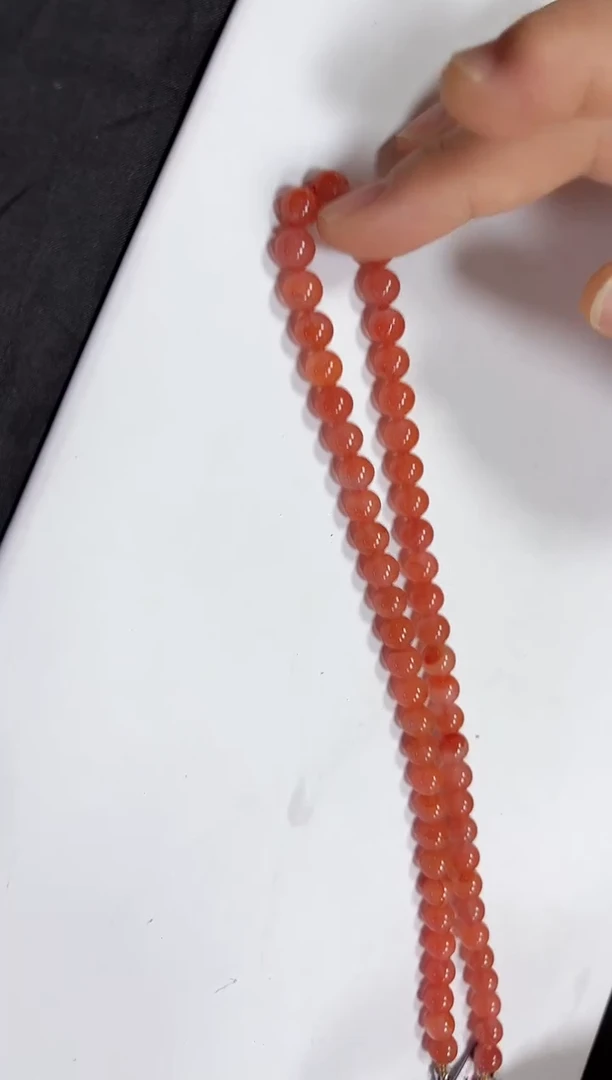 颈饰未镶嵌南红玛瑙项链