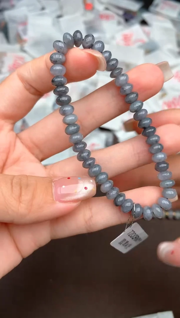 未镶嵌挂件翡翠一