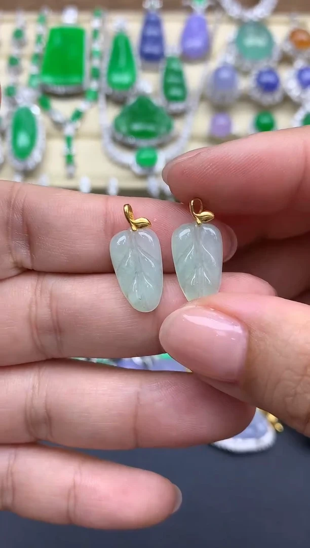 翡翠18K金镶嵌颈饰36-春日珠宝