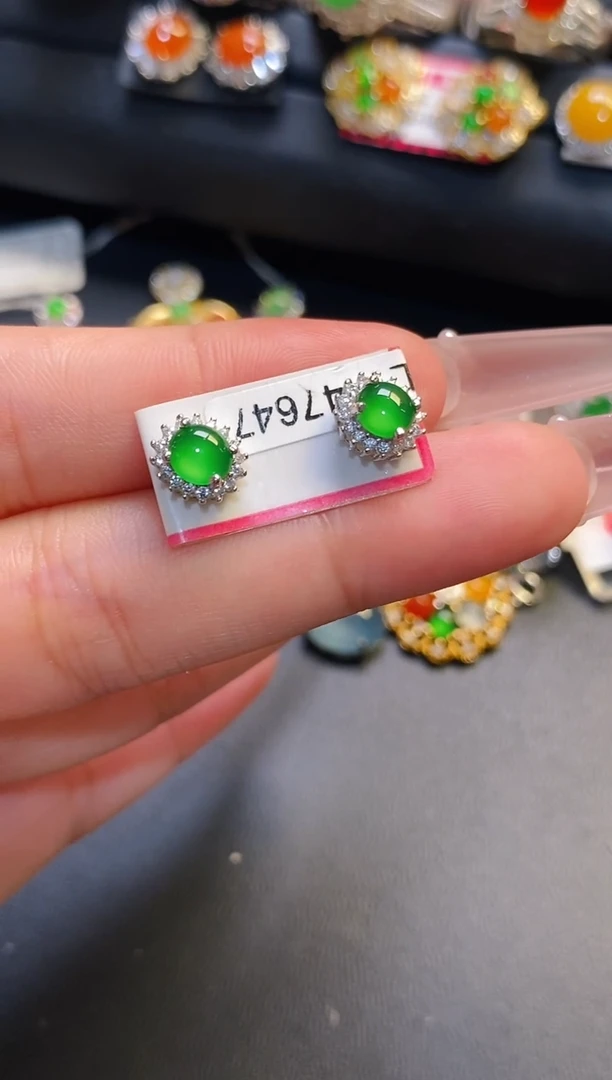 银S925镶嵌翡翠耳饰天然