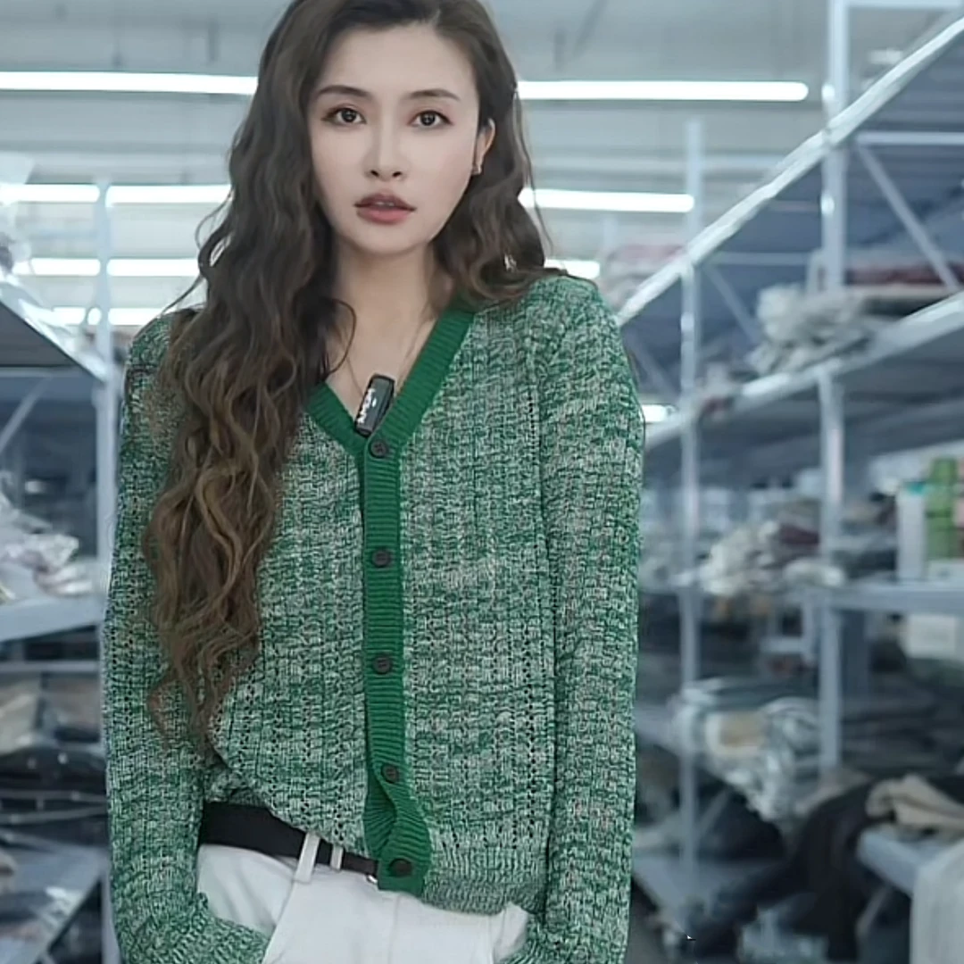 【思思精选】春夏季时尚V领镂空花纱气质减龄百搭针织衫A357#