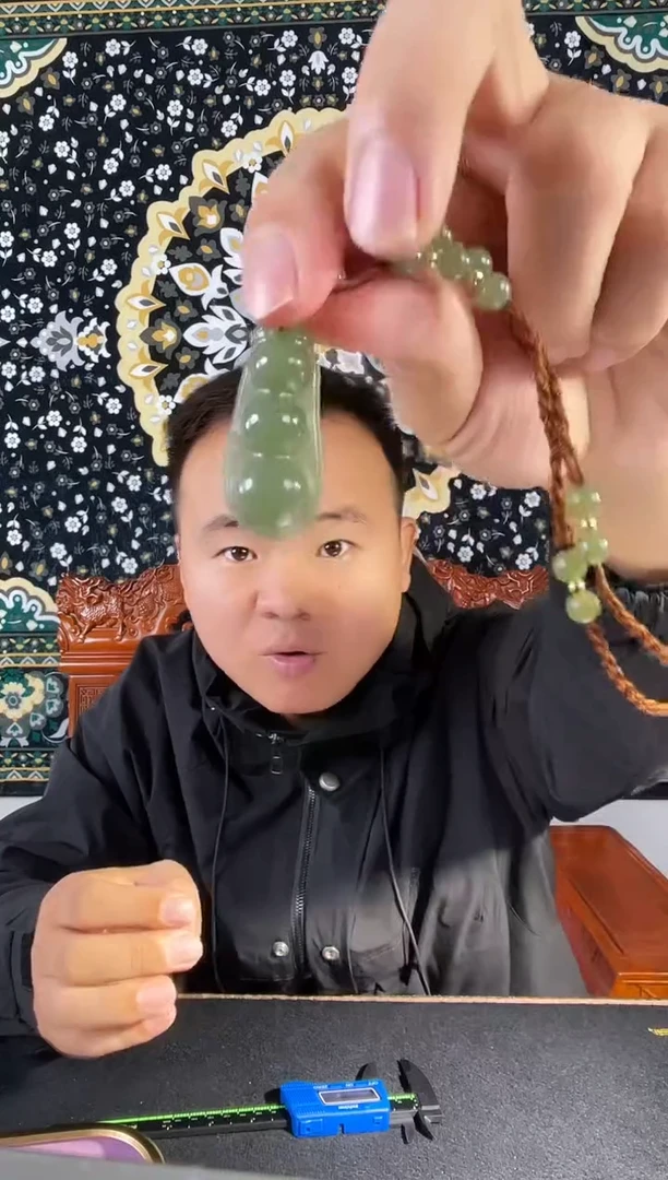 颈饰未镶嵌和田玉小艾多样性发货拍一发一