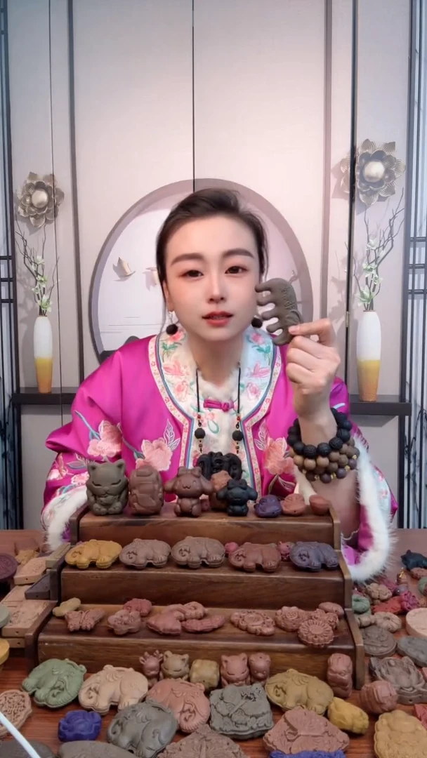 【闪购商品】泥塑滋源养发大象梳