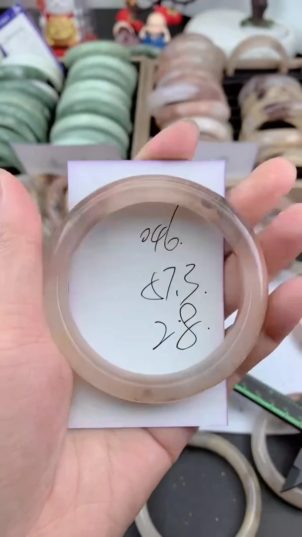 未镶嵌手镯石英质玉046