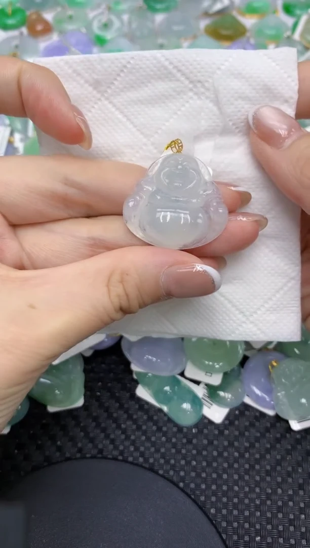 颈饰18K金镶嵌翡翠111111111