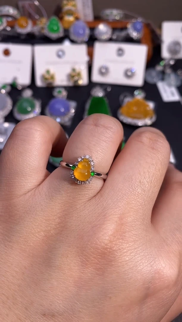 【闪购商品】翡翠戒指18K金镶嵌戒指