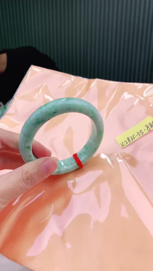 未镶嵌手镯翡翠55