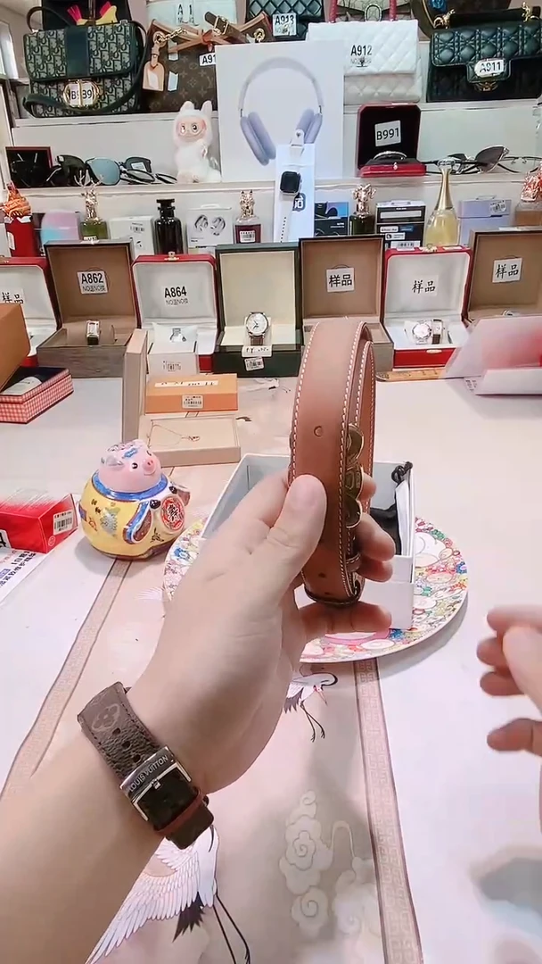 瓷片瓷器 库房到期 全部地板价@@1