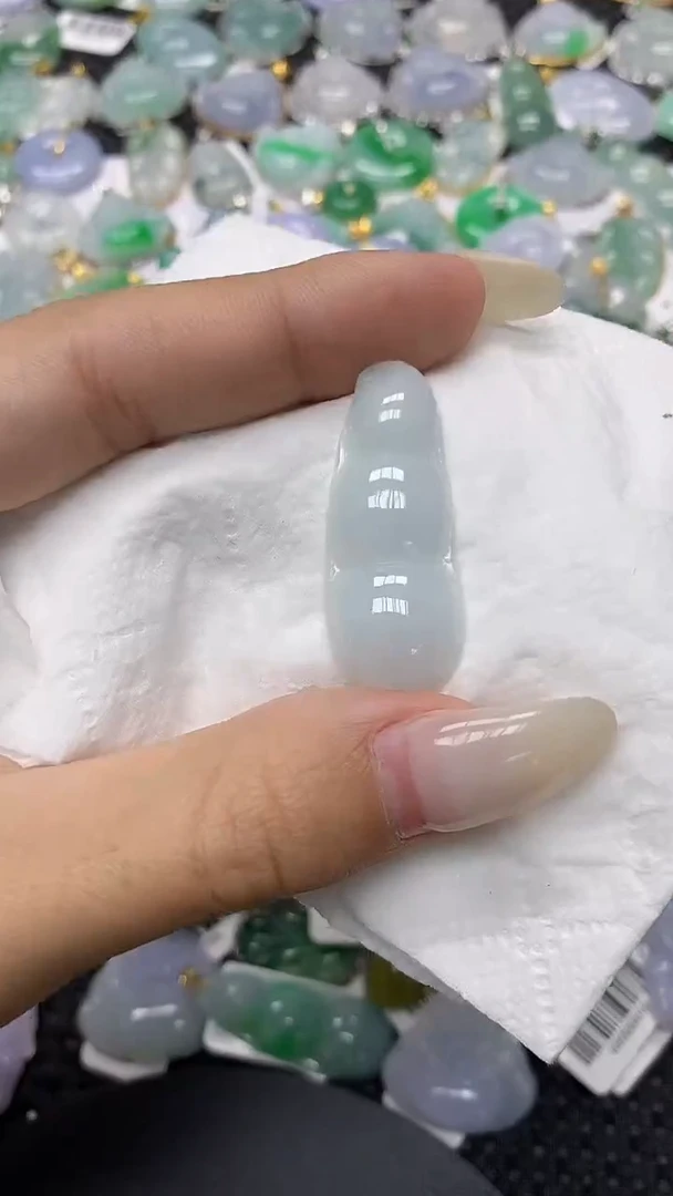 颈饰未镶嵌翡翠11111111111