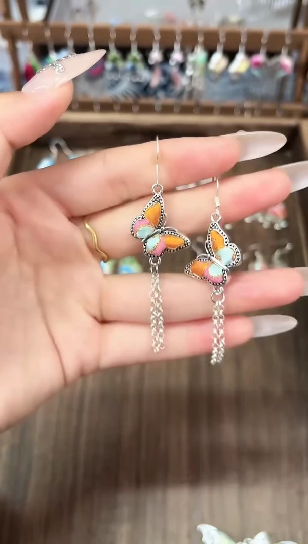 织绣民族风非遗老绣饰品574