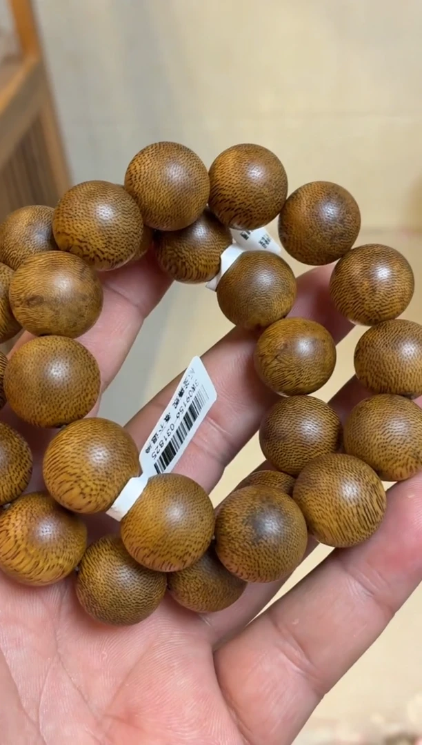 沉香手串 海南莺歌绿圆珠单圈1.7多样性发其一
