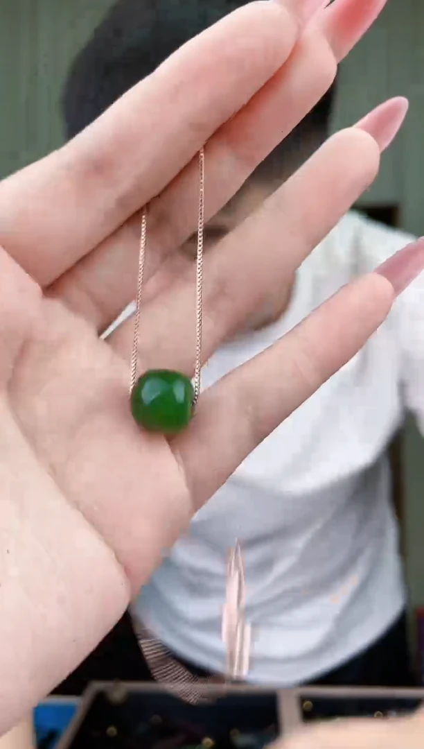 和田玉未镶嵌挂件拍一发一，多样性发货！