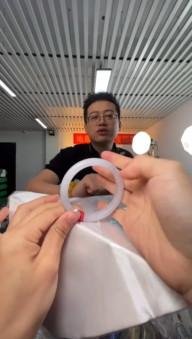 未镶嵌手镯翡翠翡翠手镯55