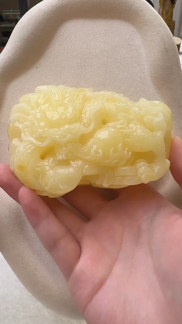 琥珀颈饰未镶嵌吊坠