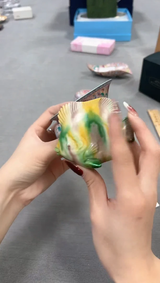 【闪购商品】瓷片新号开播不计成本欢迎点菜！