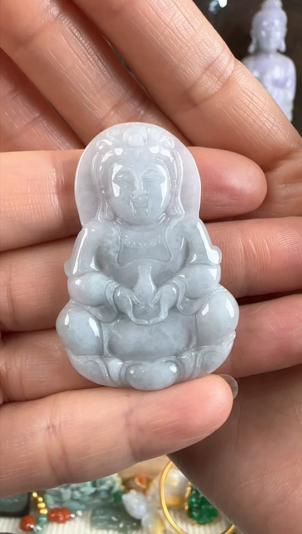 未镶嵌挂件翡翠吊坠