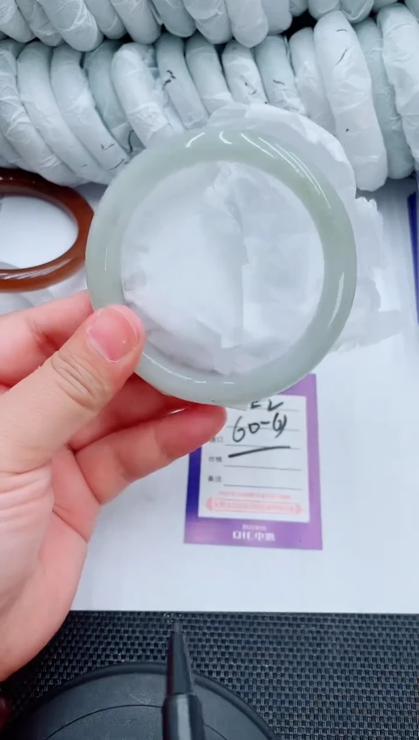 石英质玉手镯未镶嵌E2-60-61