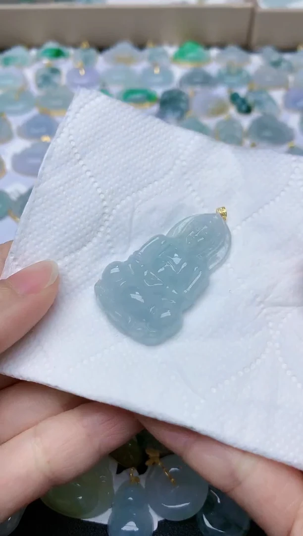 翡翠18K金镶嵌颈饰天然翡翠A货