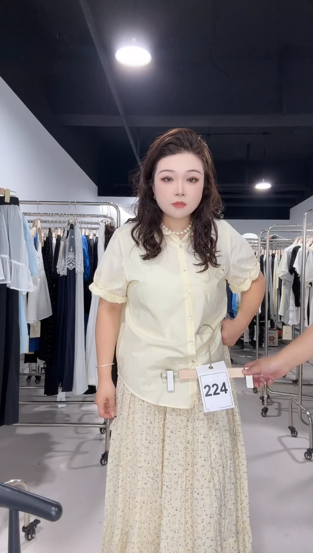 224-碎花半身裙······