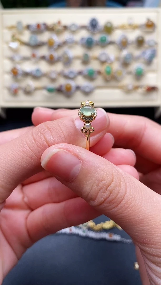 翡翠戒指银S925镶嵌22222222+8