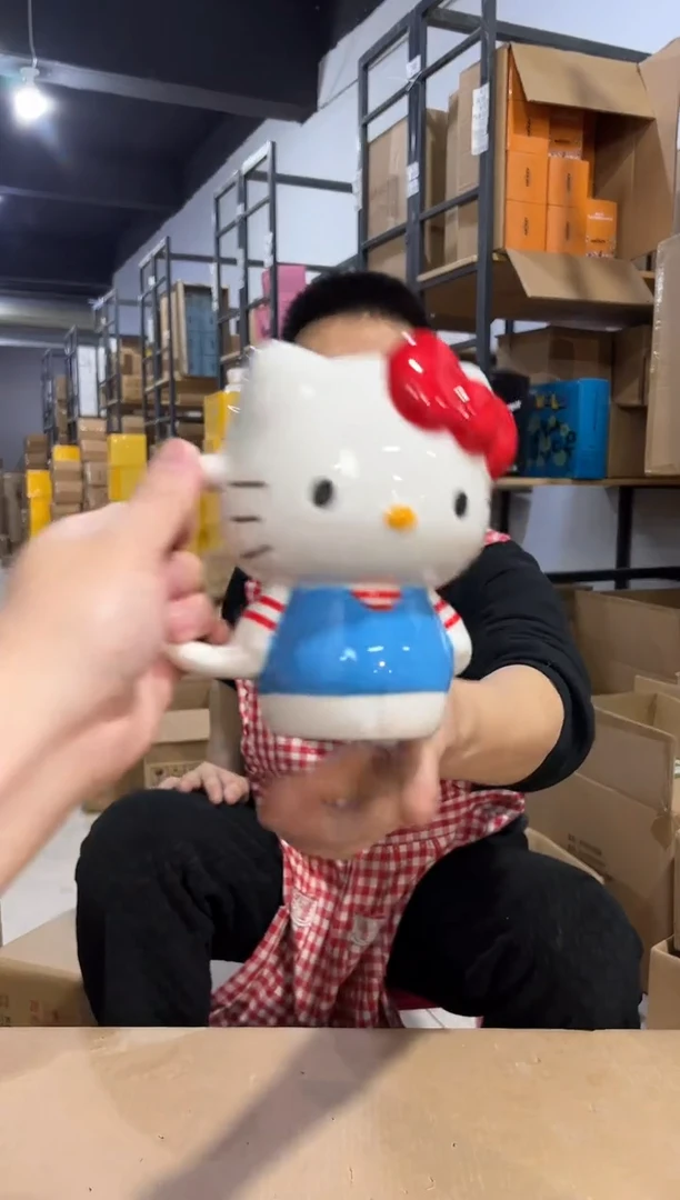 【闪购商品】杯条纹kt全身杯 陶瓷材质