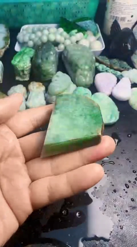 颈饰未镶嵌翡翠015