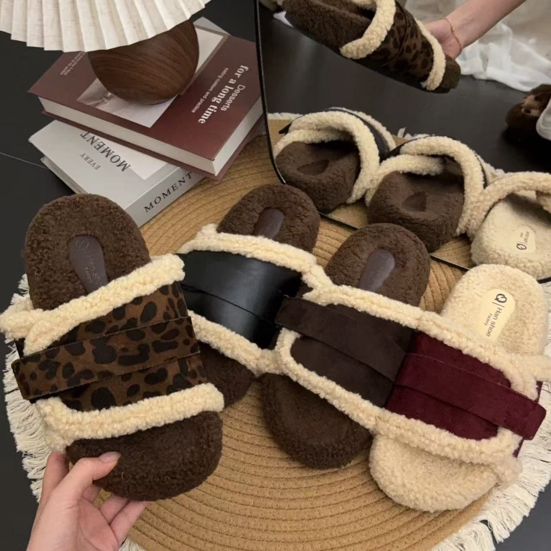 秋冬新款魔术贴居家外穿时髦可调保暖毛毛拖鞋女士防滑软底一字拖
