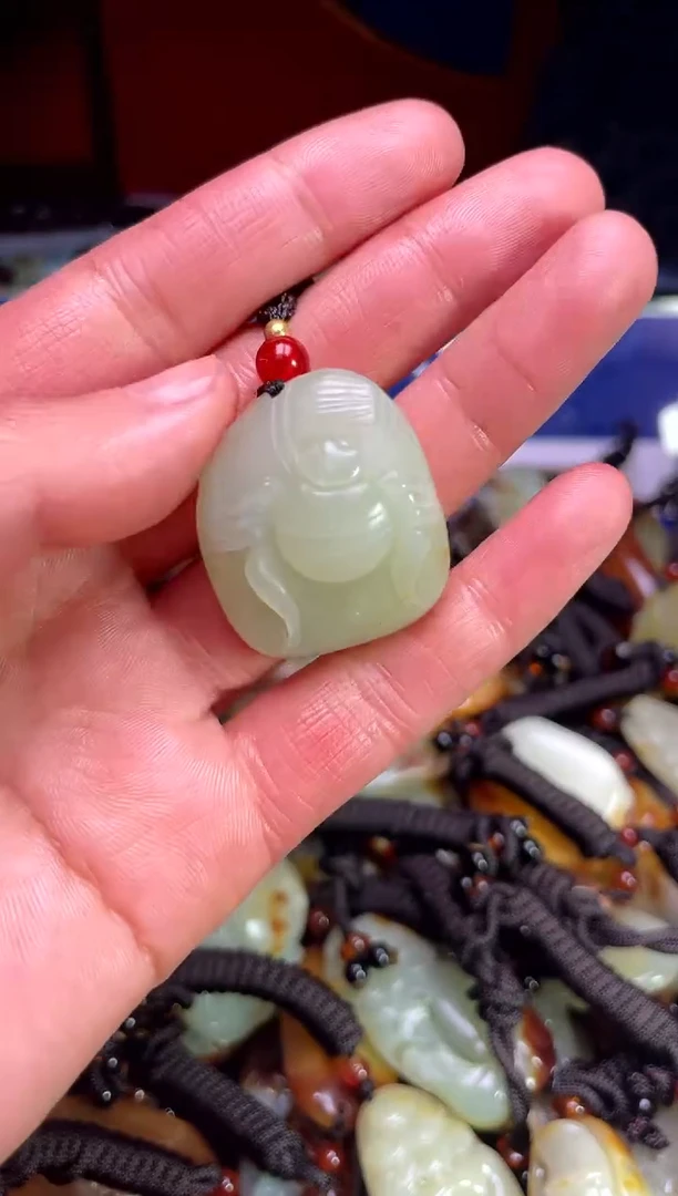 【闪购商品】和田玉颈饰未镶嵌1