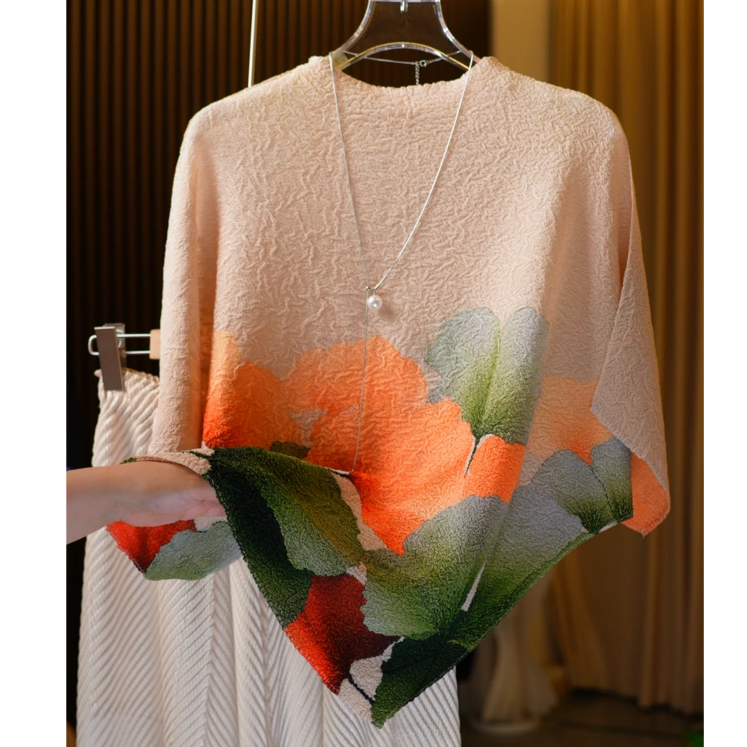 258020-三宅压花时尚褶皱扎染印花高弹力短袖薄T恤女