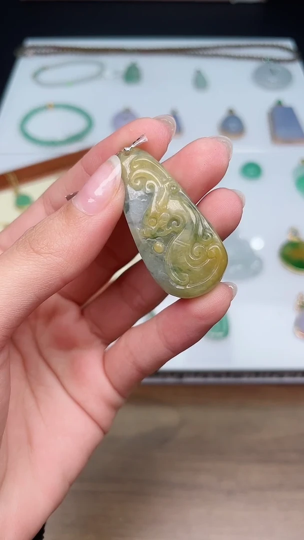 吊坠(不含链)未镶嵌翡翠64仿古龙