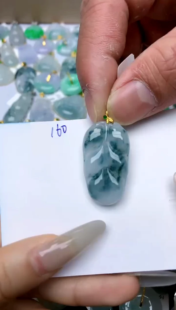 【闪购商品】翡翠颈饰18K金镶嵌天然A货翡翠