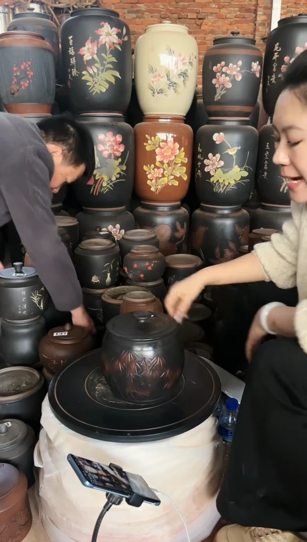 【闪购商品】壶瑕疵茶叶罐 腰鼓竹子  147