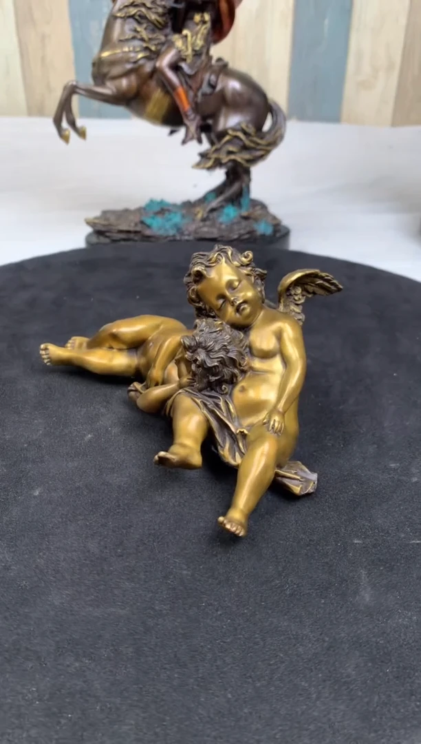 精美雕塑装饰摆件