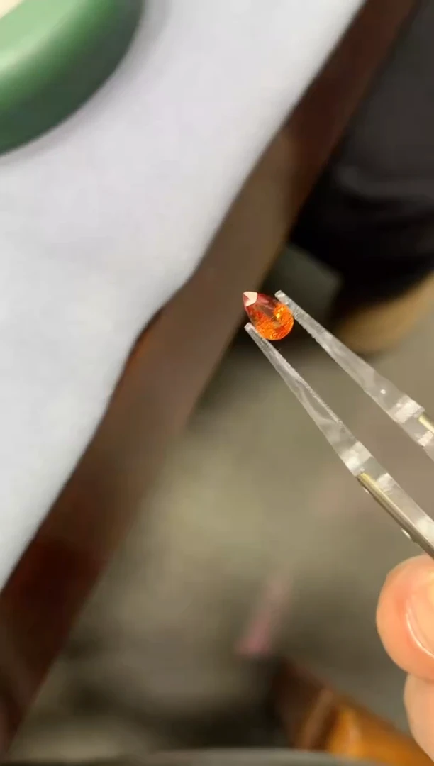 【闪购商品】石榴石（芬达石）裸石未镶嵌1.15ct 5