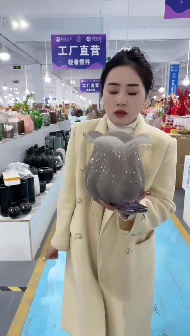 【闪购商品】无铅玻璃安琪-微瑕花瓶--JPB422