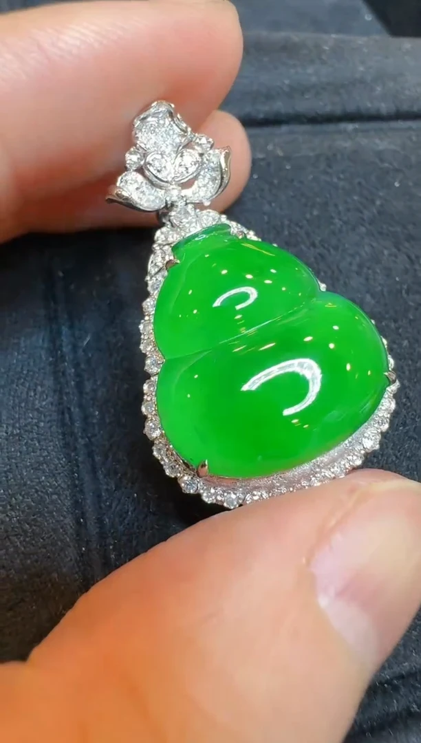 【闪购商品】翡翠吊坠(不含链)18K金镶嵌多样性团购发一件