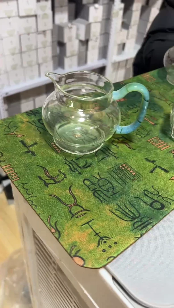 灯笼绿凤羽1111111