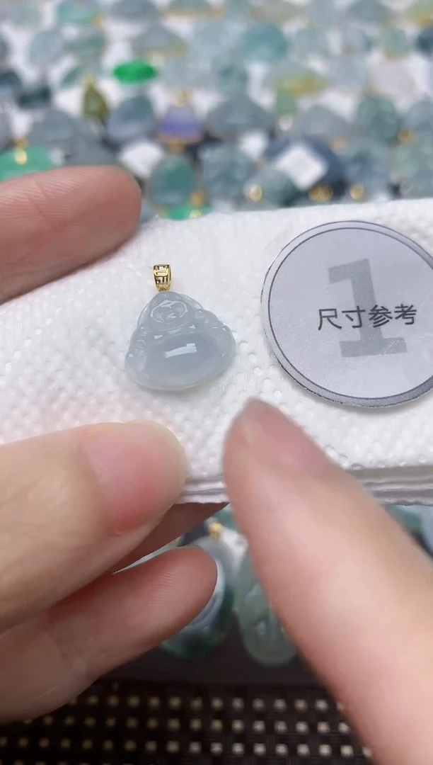 翡翠18K金镶嵌颈饰天然缅甸A货翡翠