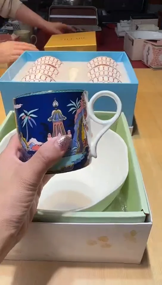 瓷片生活的本意是开心啊@@1