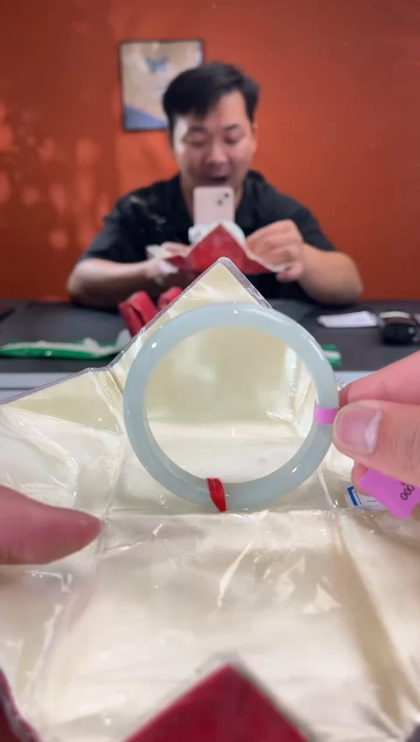 未镶嵌手镯翡翠5        圈口56