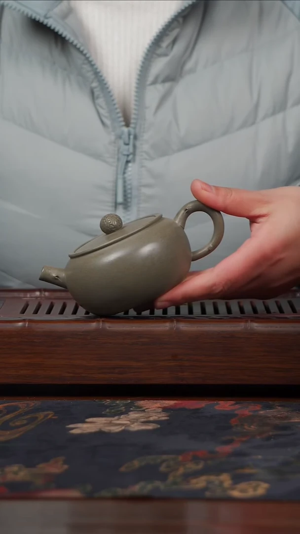 茶壶紫砂宜兴紫砂青段巨轮珠