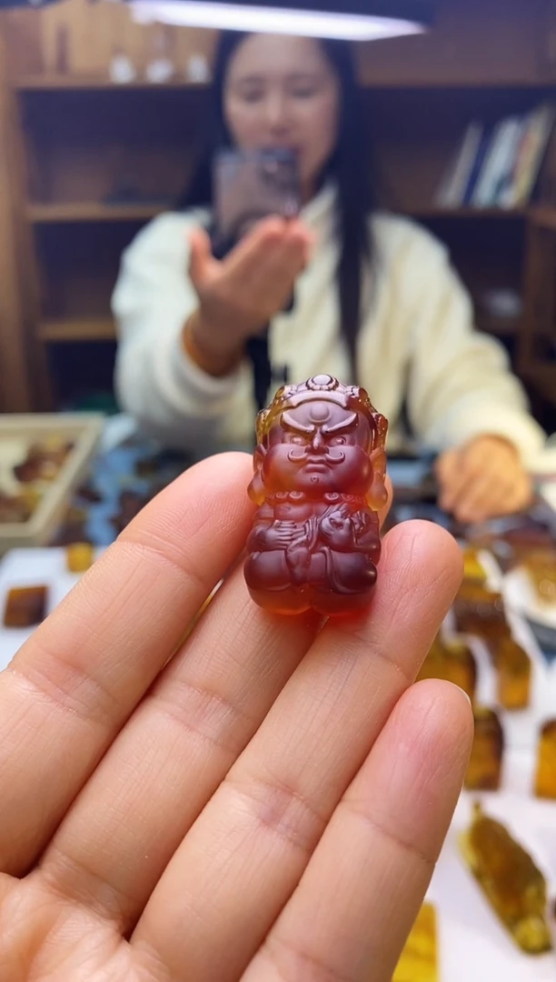 琥珀颈饰未镶嵌SN80-58（黄财神小立体款）